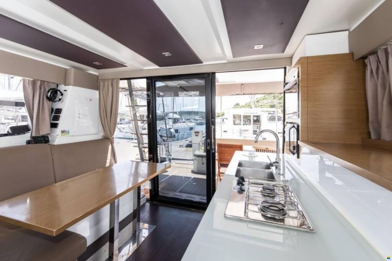 Fountaine Pajot MY 37