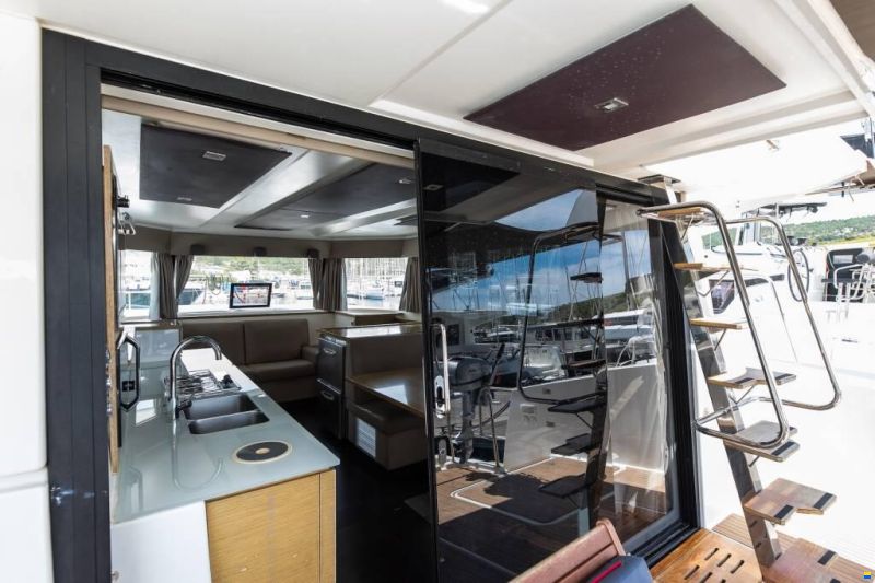 Fountaine Pajot MY 37