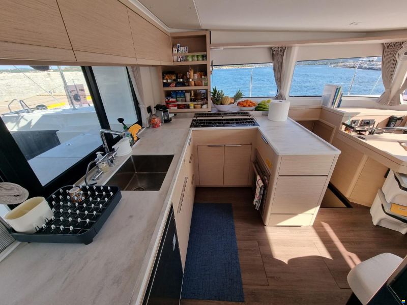 Lagoon 46