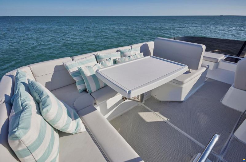 Beneteau Antares 12 Fly