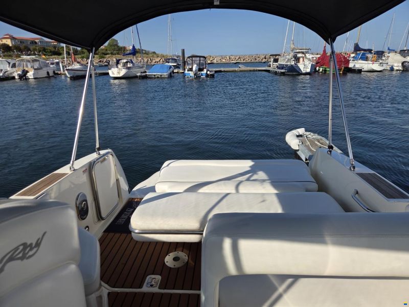Sea Ray 255 Sundancer