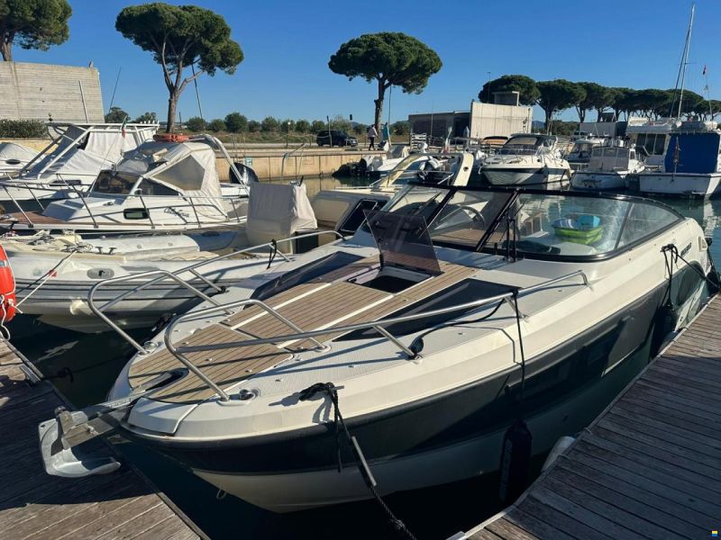 Quicksilver Activ 805 Cruiser
