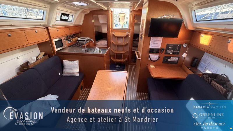Bavaria 37 CRUISER