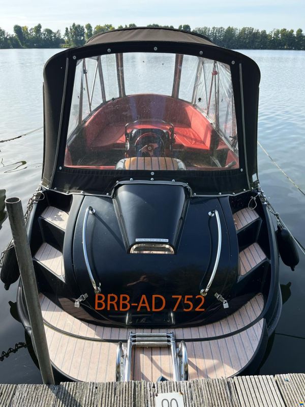 Mindak Lounge Tender 570