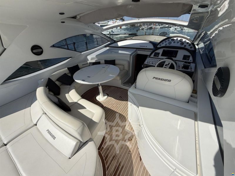 Pershing 43'