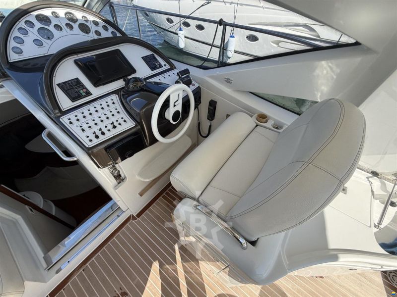 Pershing 43'