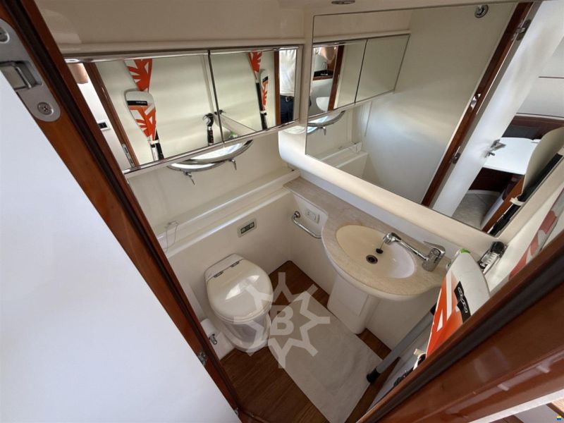 Pershing 43'