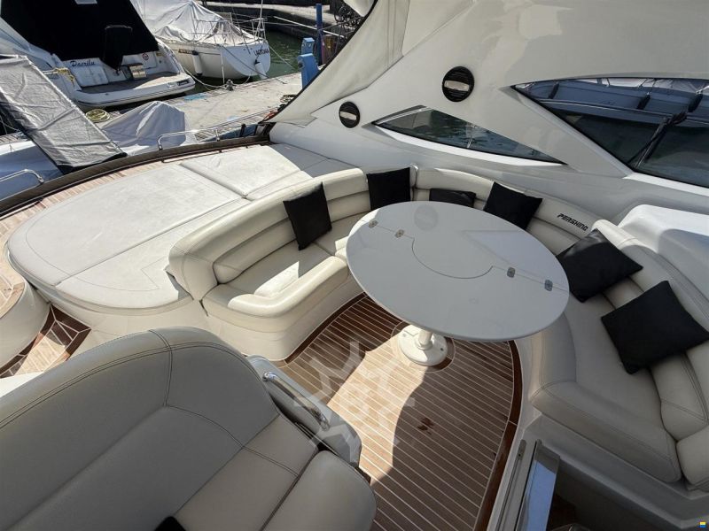 Pershing 43'