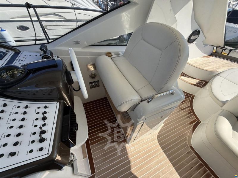 Pershing 43'