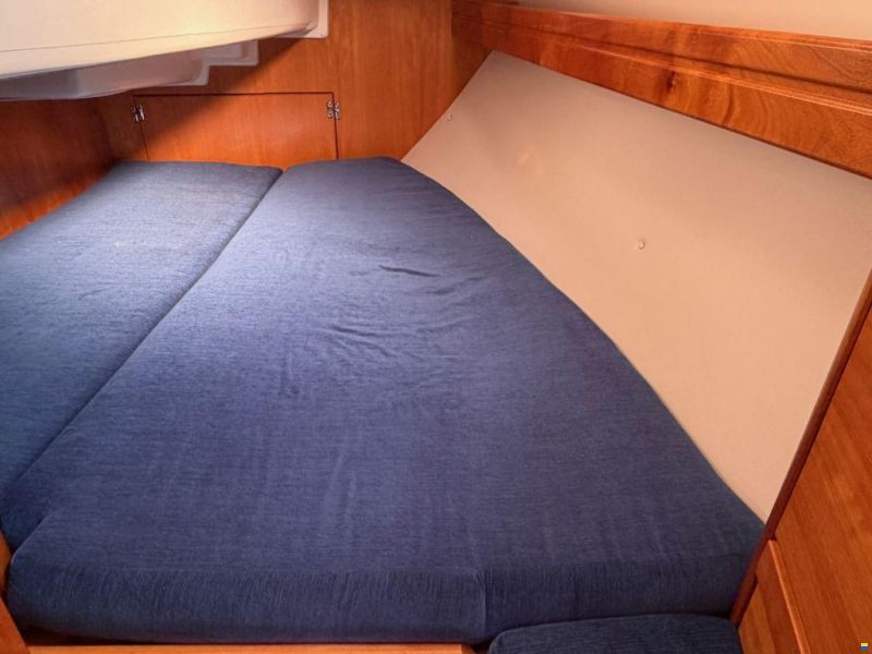 Bavaria 30