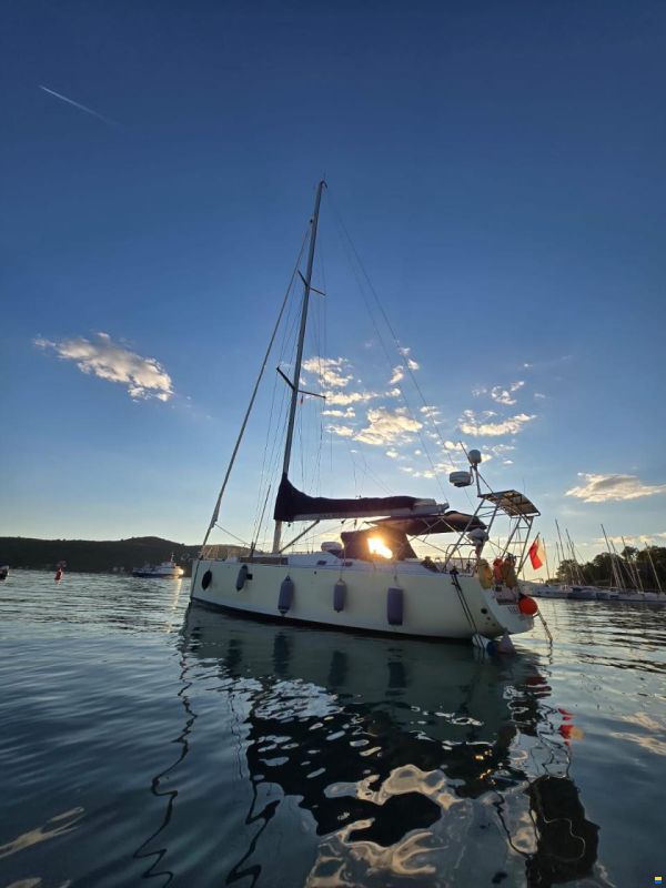 Hanse 430E