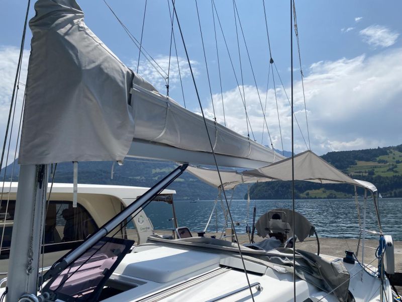 Hanse 325