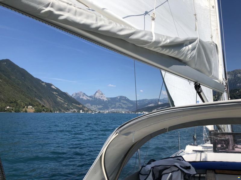 Hanse 325