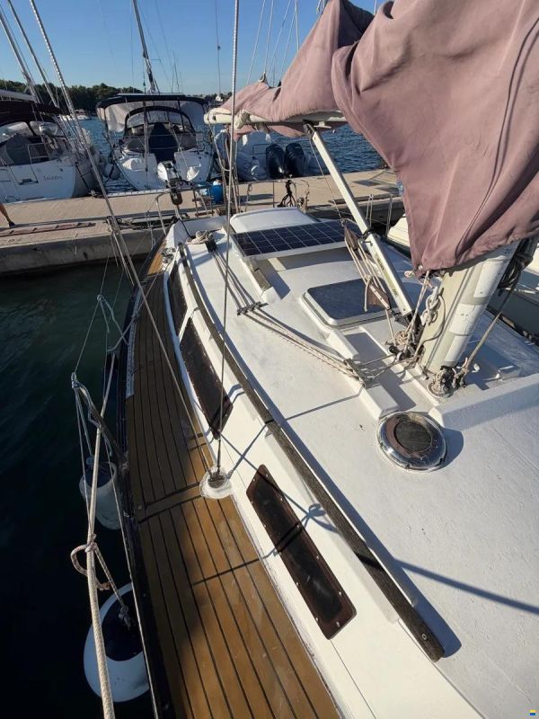 Dufour 2800