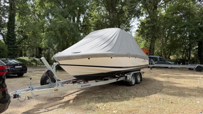 Cobalt 220 S