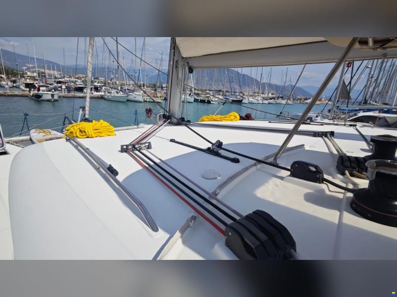 Lagoon 400