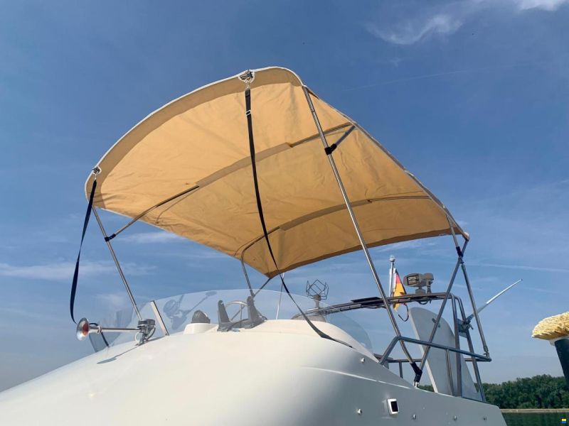 Rodman 970 Sport FLY Fisher