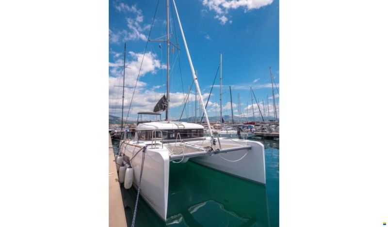 Lagoon 40 A/C