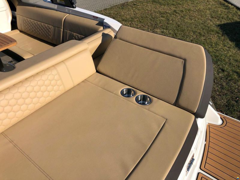 Sea Ray 250 Sunsport & Trailer (1. Hand)