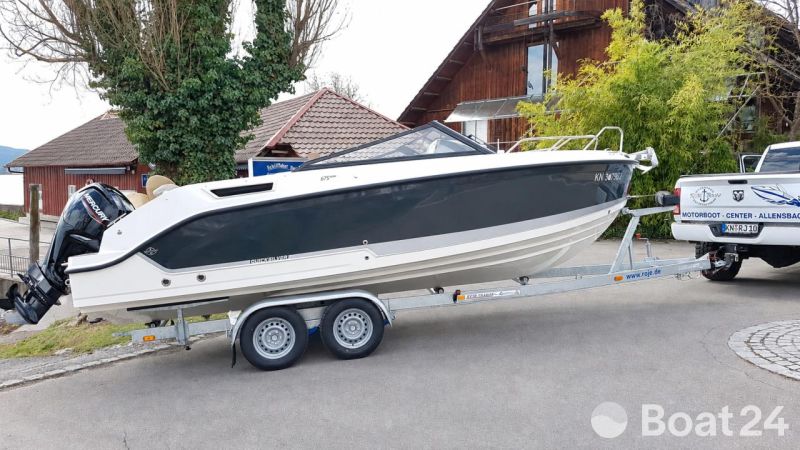 Quicksilver Activ 675 Cruiser inkl. Trailer & Bodens