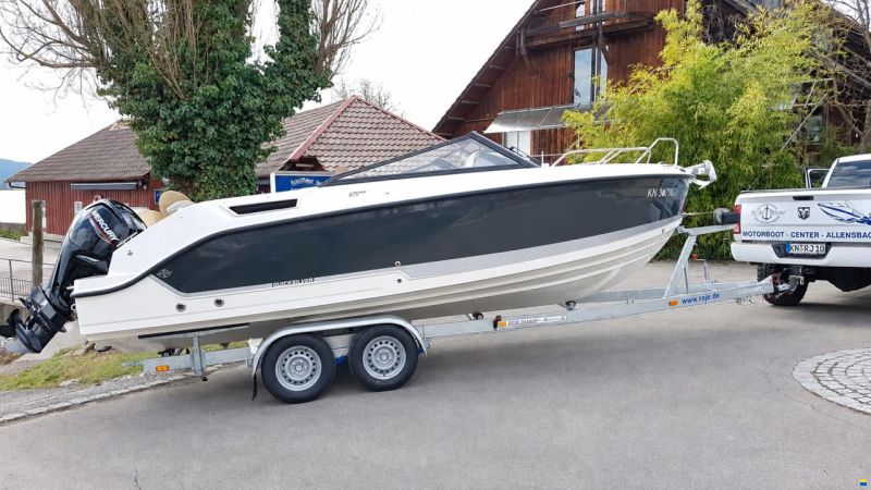 Quicksilver Activ 675 Cruiser inkl. Trailer & Bodens