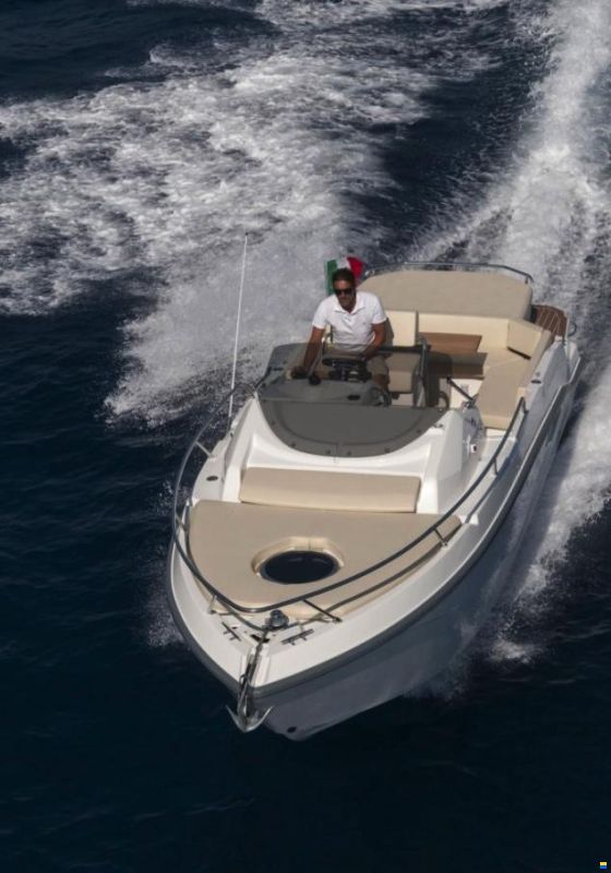 Cranchi Endurance 27