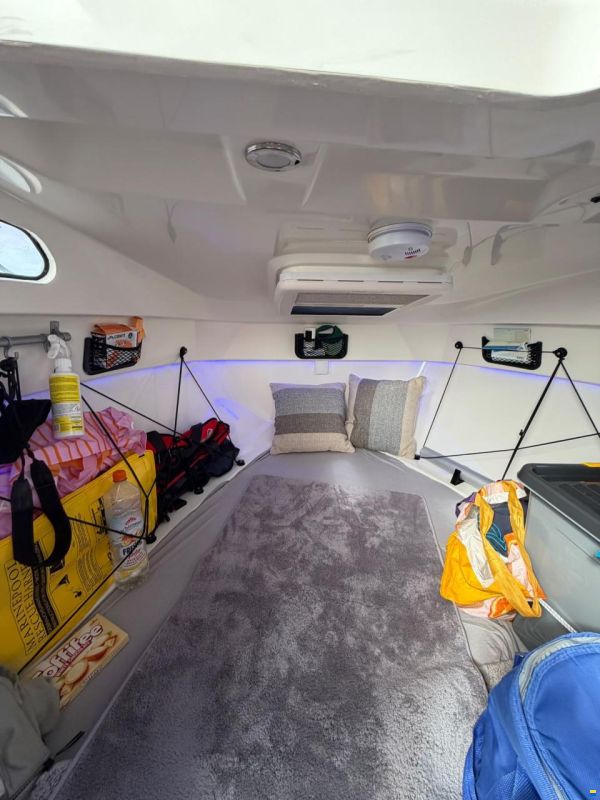 Quicksilver Inflatables 555 Cabine