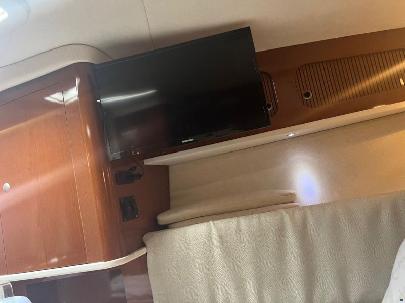 Sea Ray 325 Sundancer