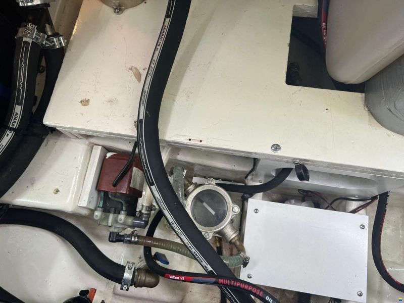 Sea Ray 325 Sundancer