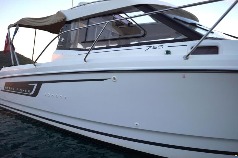Jeanneau Merry Fisher 755