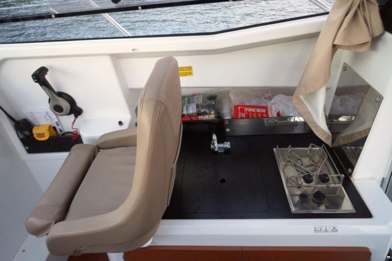 Jeanneau Merry Fisher 755