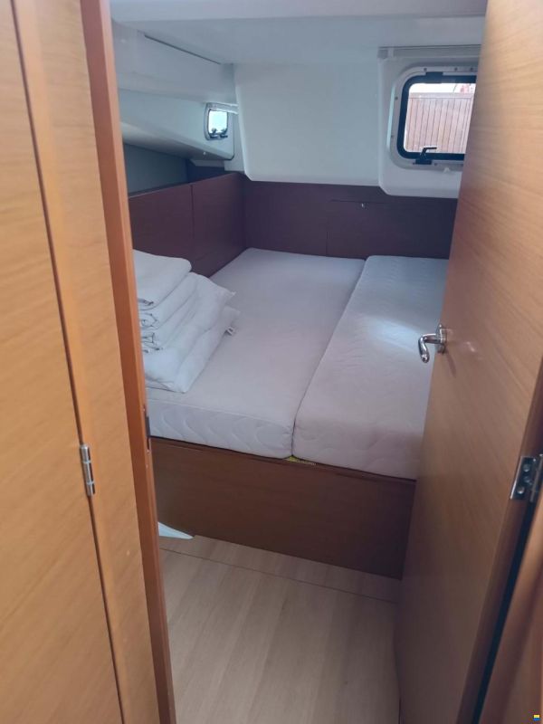 Jeanneau Sun Odyssey 440