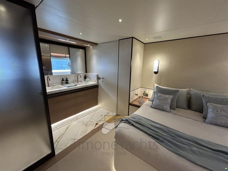 Azimut Seadeck 9