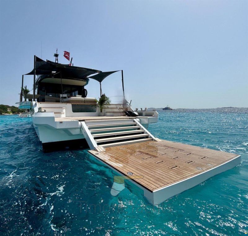 Azimut Seadeck 9