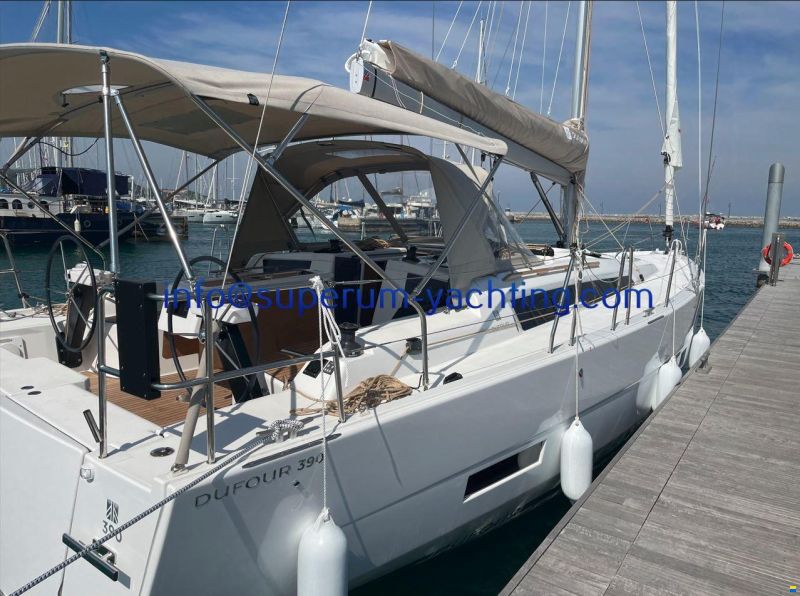 Dufour 390