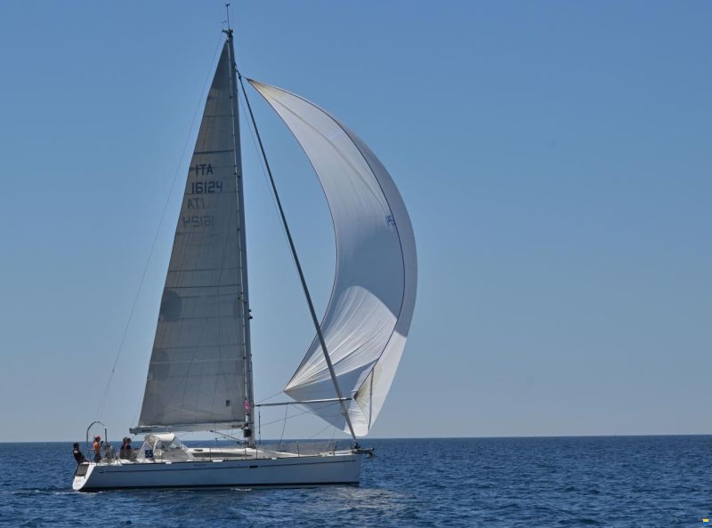 Elan 410
