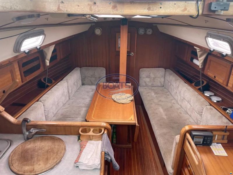 Bavaria 300