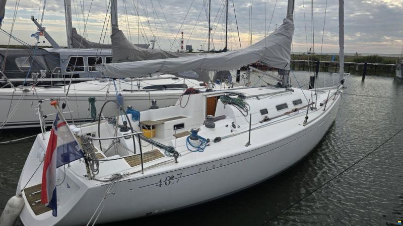 Beneteau First 40.7