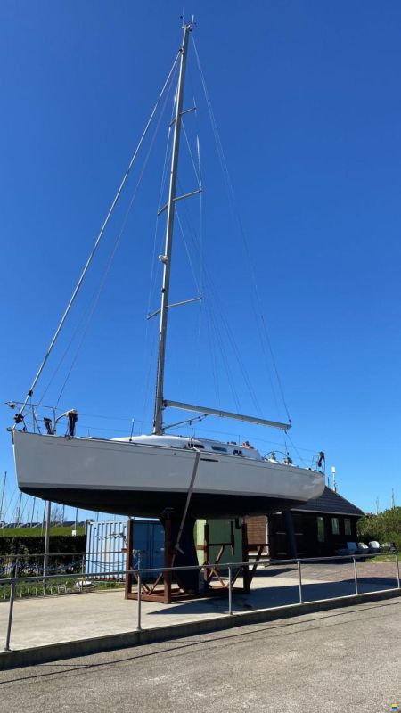 Beneteau First 40.7