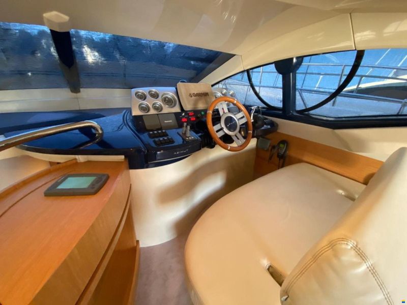 Azimut 43 FLY - BJ. 2005