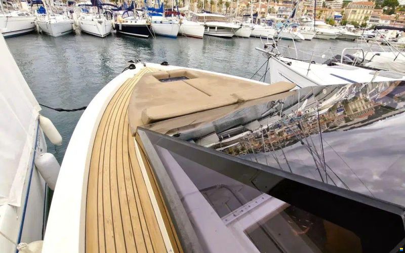De Antonio D33 Cruiser