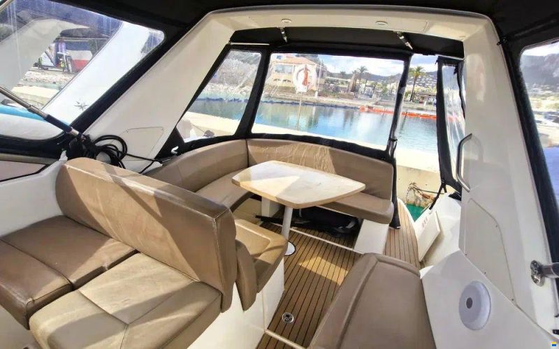 Jeanneau Leader 8