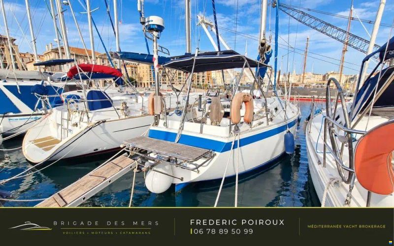 Wauquiez Hood 38