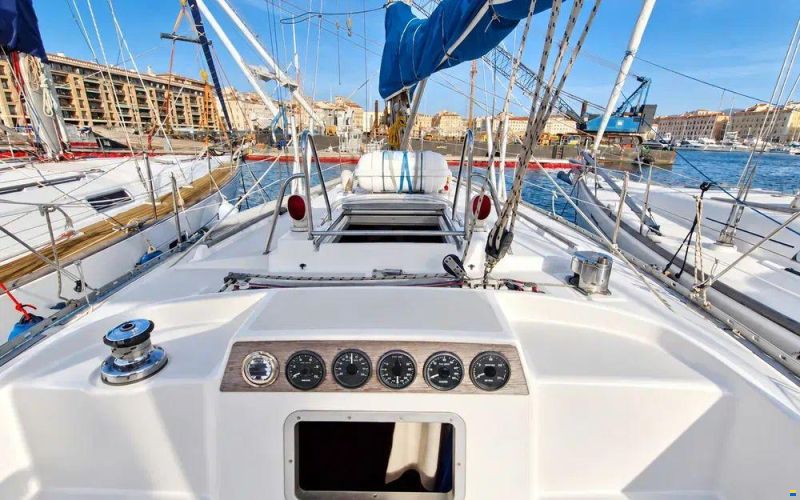 Wauquiez Hood 38