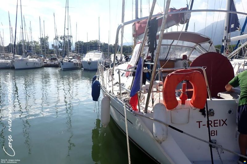 Beneteau Oceanis 393