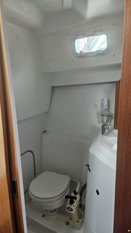 Beneteau Antares 8