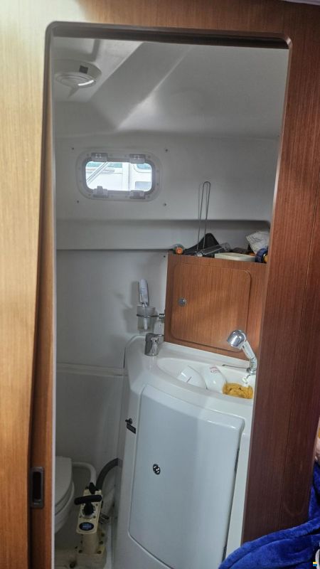 Beneteau Antares 8
