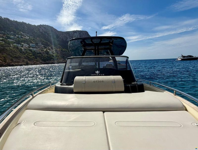 INVICTUS 320 GT