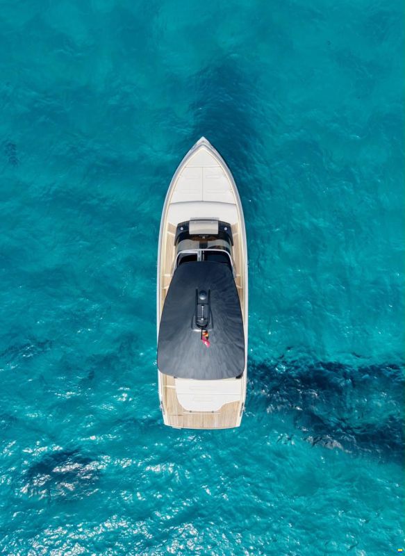 INVICTUS 320 GT