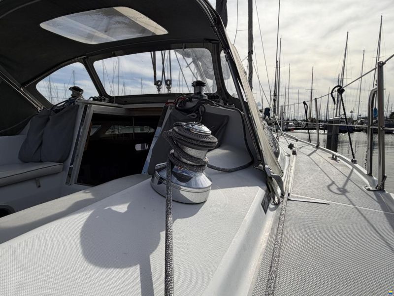 Catalina 320